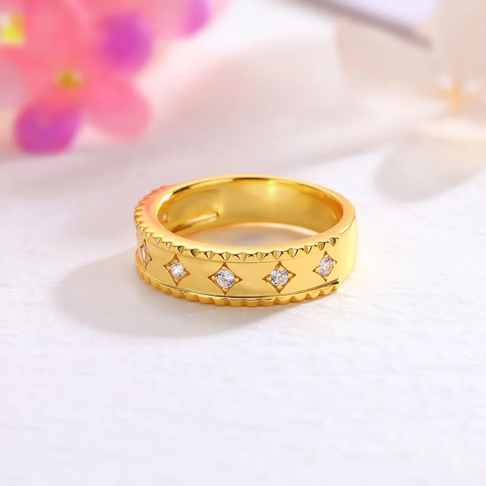 Round Cut Diamond White Sterling Silver Yellow Gold Wedding Ring