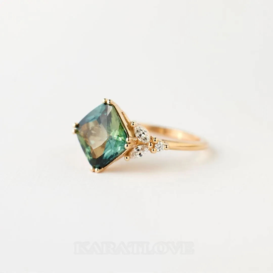 Princess Cut Emerald Green 925 Sterling Silver Yellow Gold Art Deco Engagement Ring